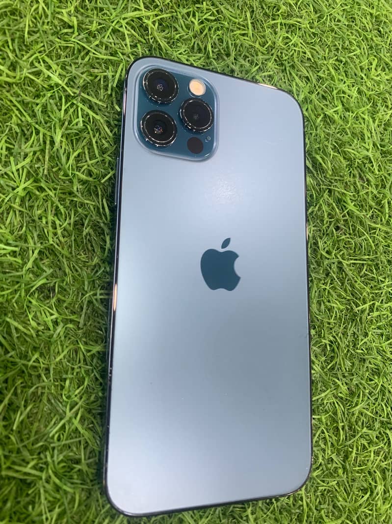 Apple iPhone 12 Pro 3