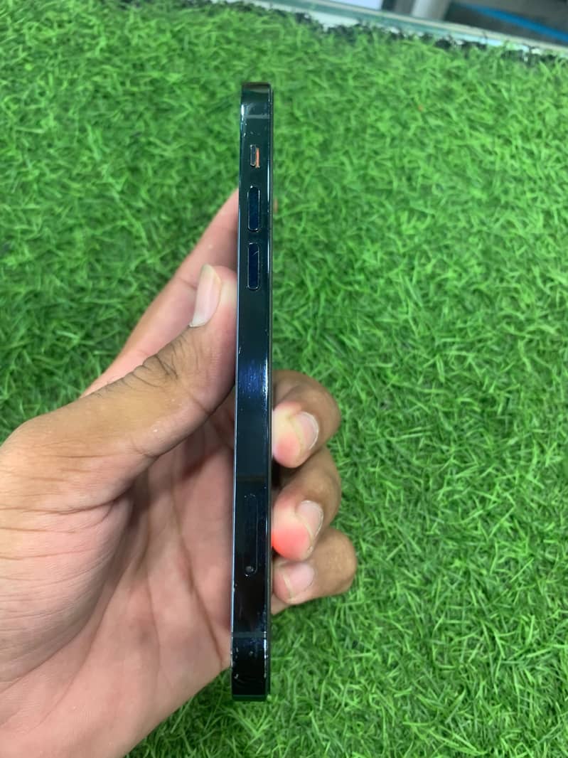 Apple iPhone 12 Pro 5