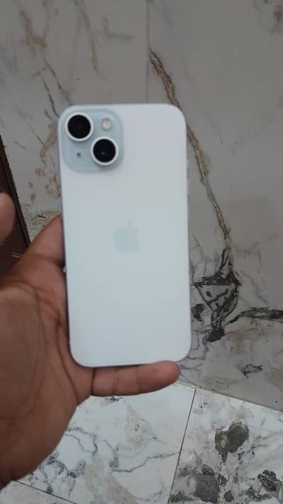 Apple iPhone 15