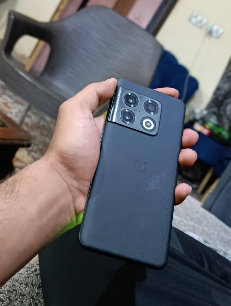 One Plus 10 Pro 3