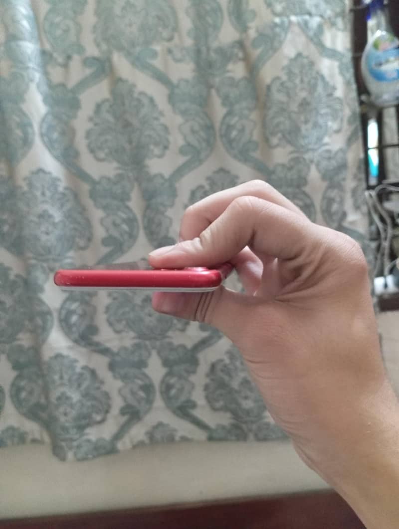 Apple iPhone 7 2