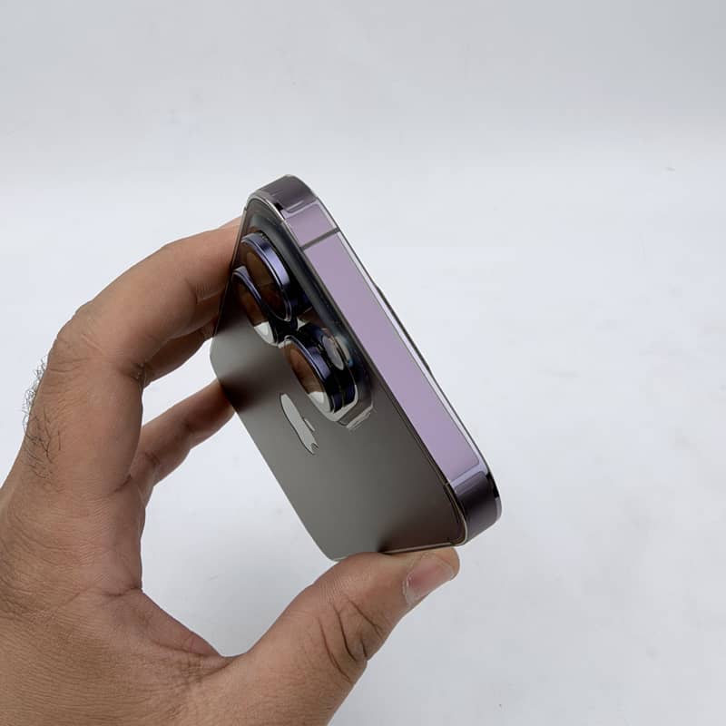 Apple iPhone 14 Pro 2