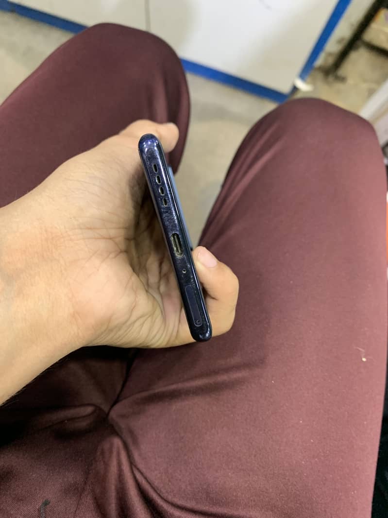 Infinix Note 40 Pro 4