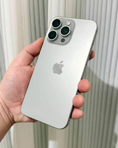 Apple iPhone 15 Pro Max 256GB - NON PTA Natural Titanium
