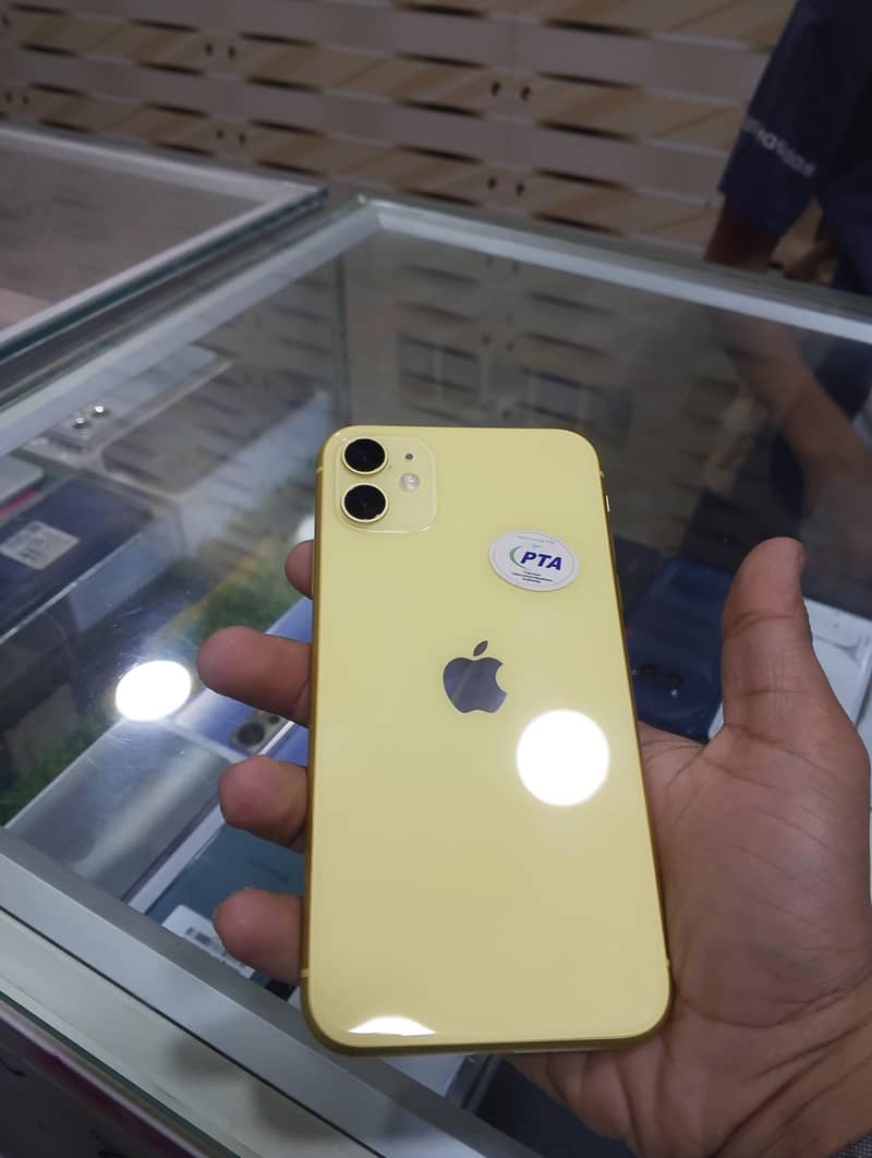 Apple iPhone 11 0
