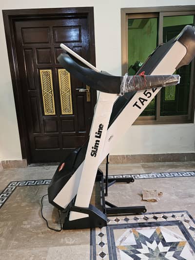 Treadmill running machine Ac moter 150kg supported for sale