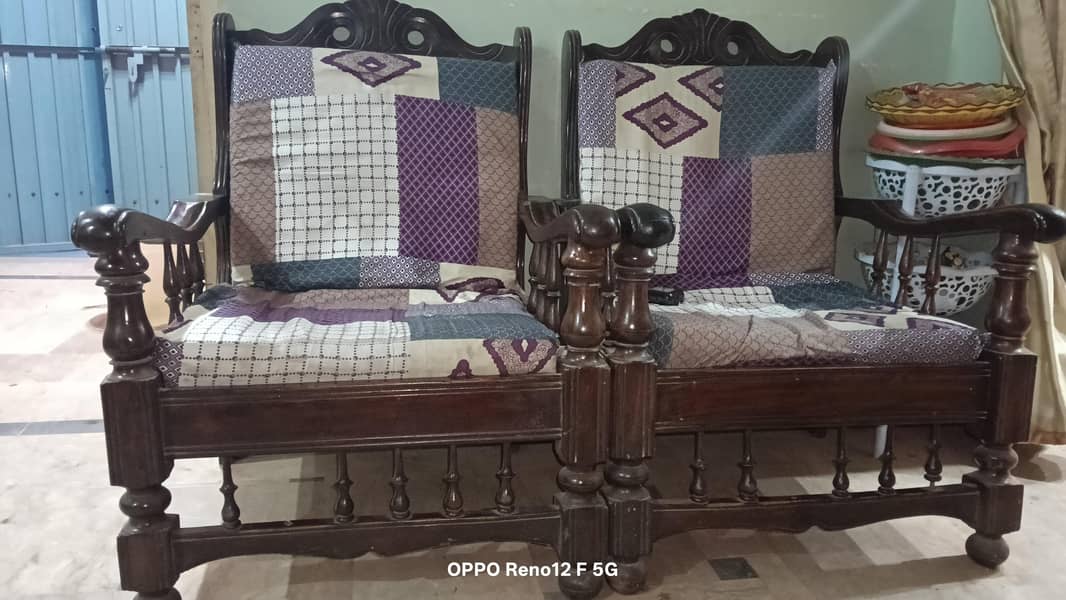 vood sofas 1
