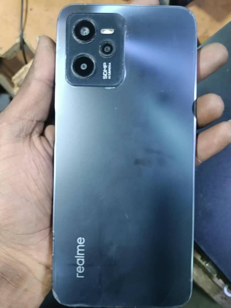Realme C35 0