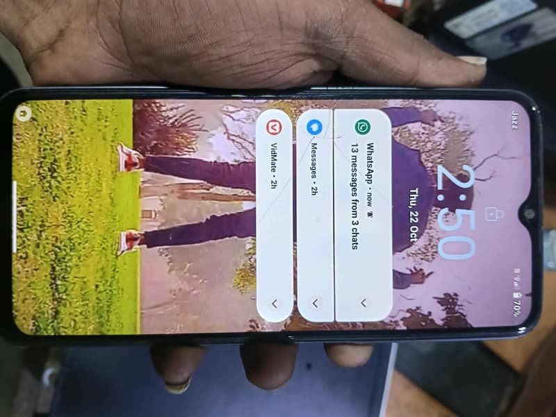 Realme C35 1