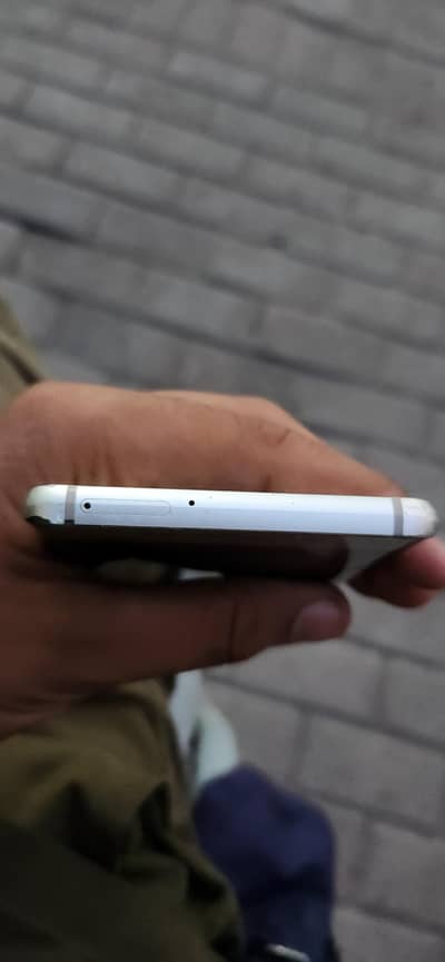 Samsung Mobile S6 Edge