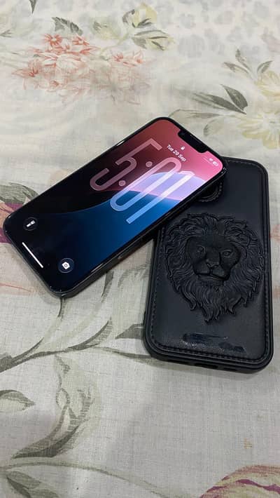 iPhone 13 128GB – Excellent Condition