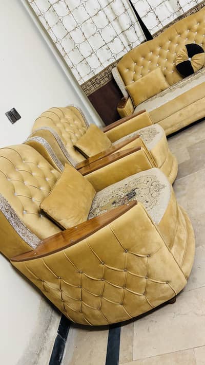 5 seater sofa set and curtains for sale