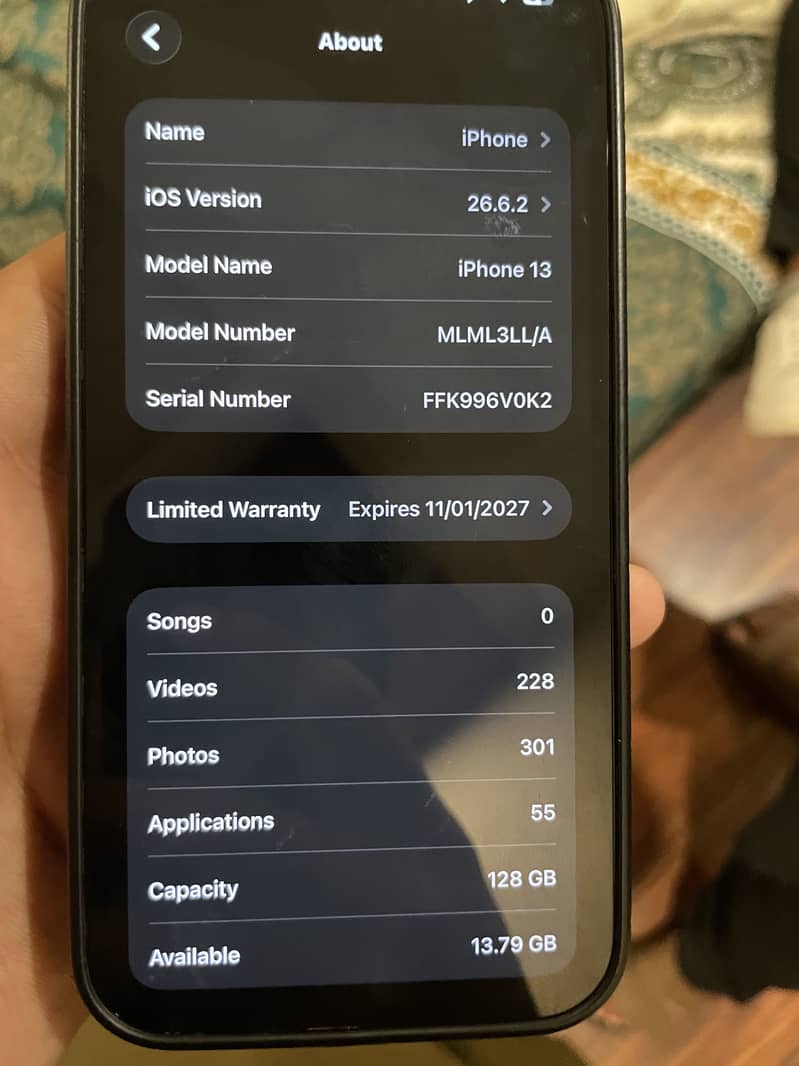 Apple iPhone 13 1