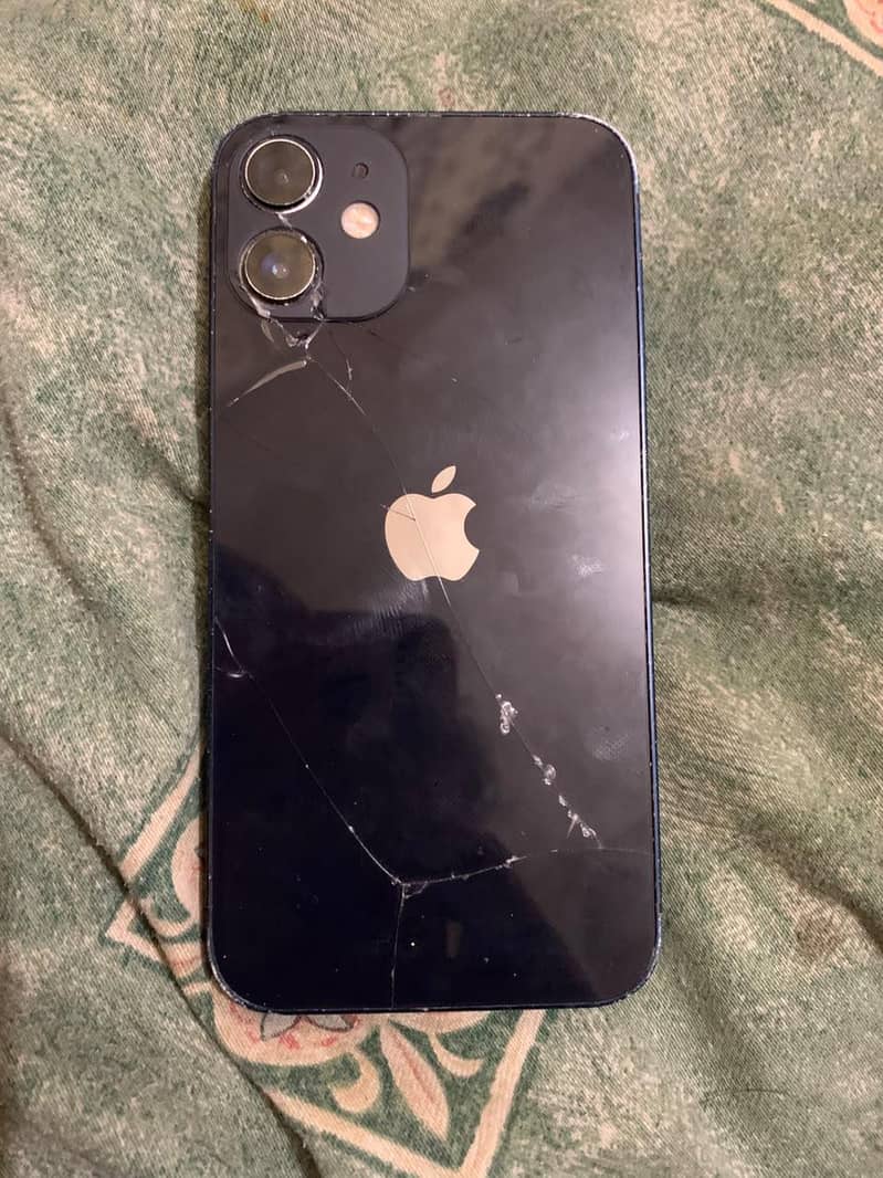Apple iPhone 12 mini 4