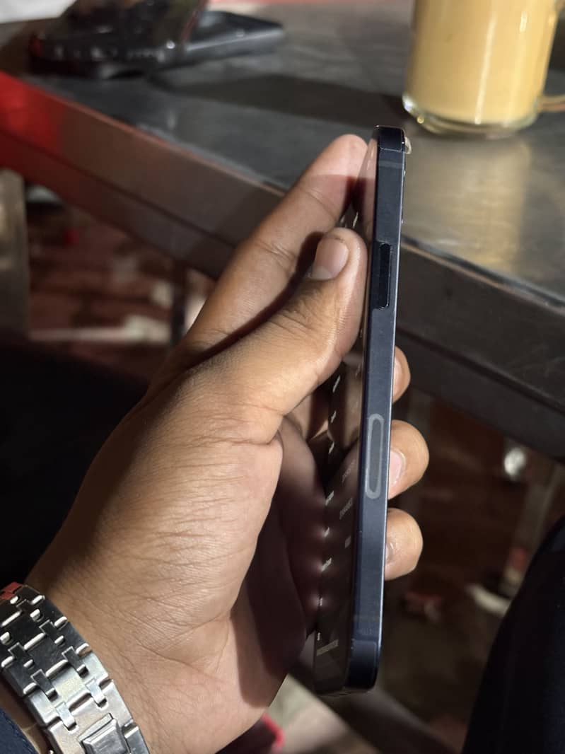 iPhone 12 2