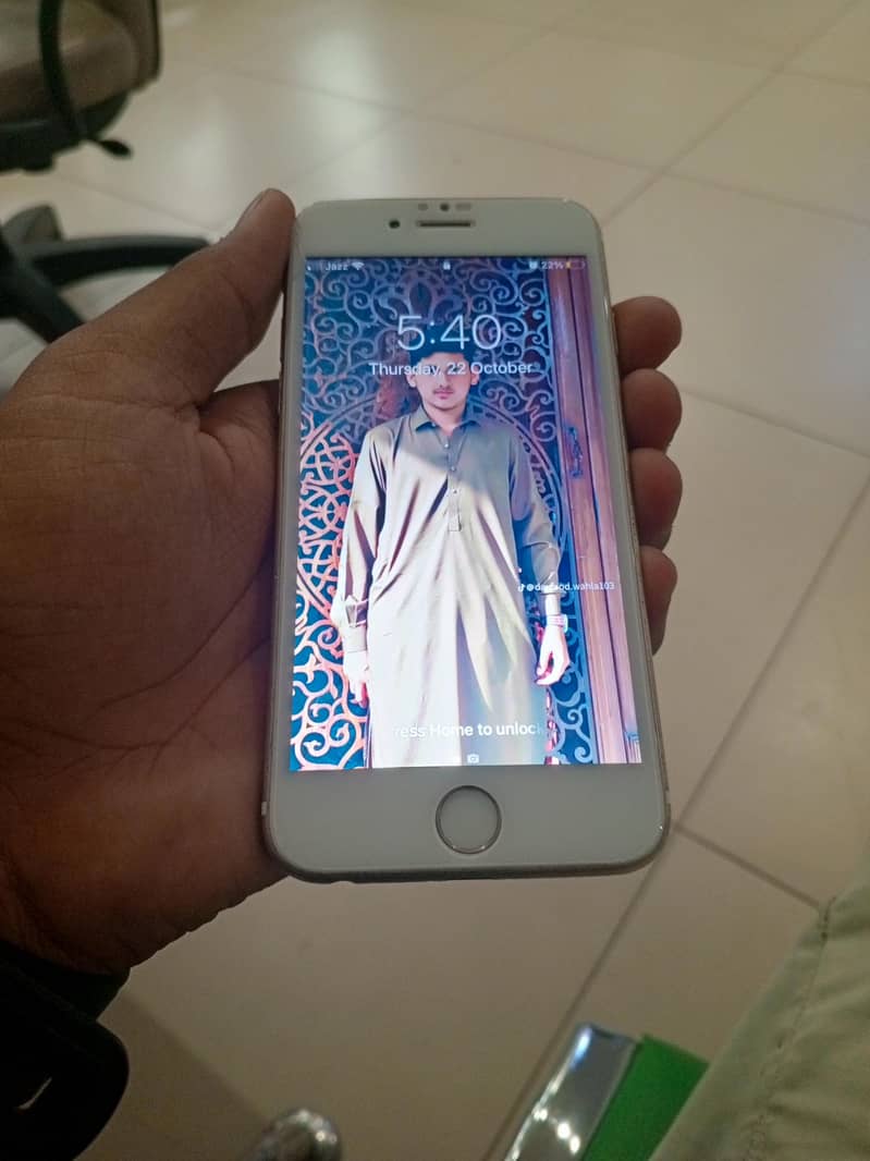 Apple iPhone 6S 1