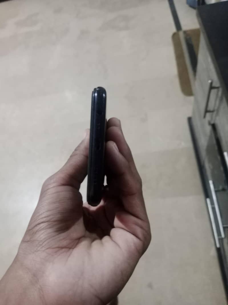 opposite a5s 3