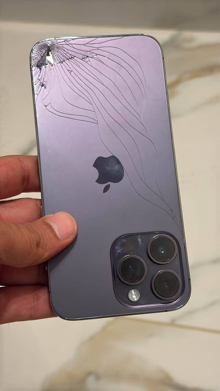 Apple iPhone 14 Pro Max 2