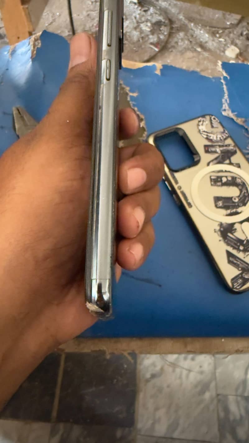 Vivo V21e 11