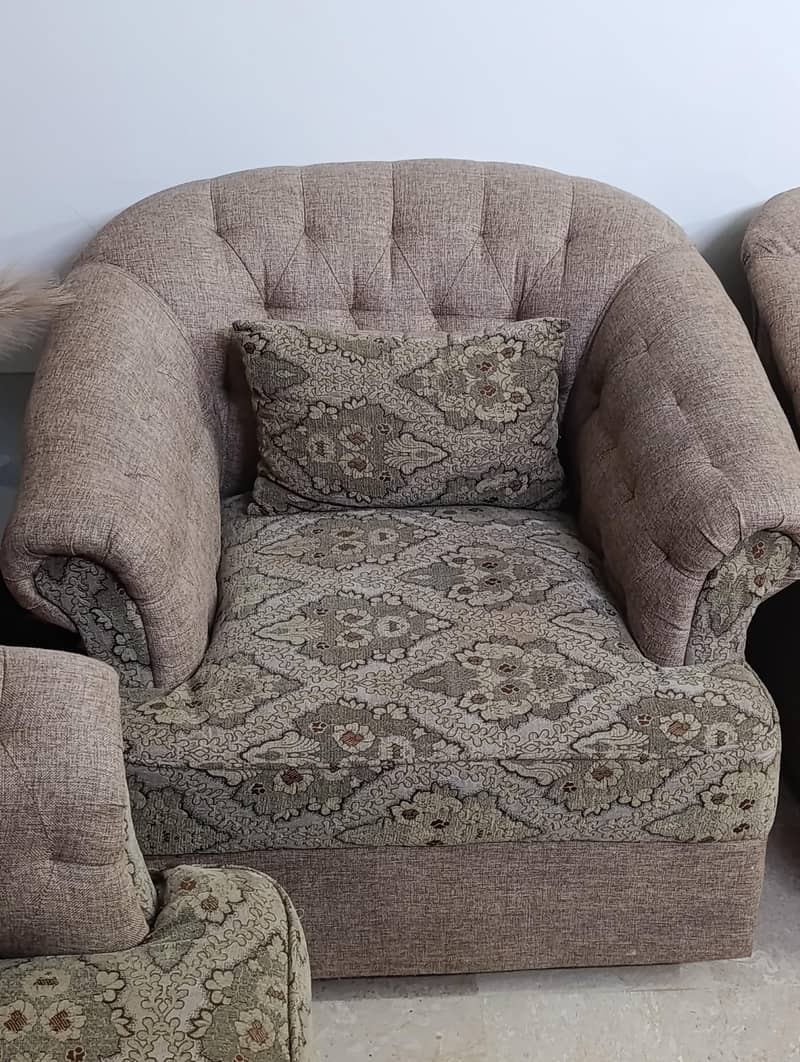7 seater sofa 0