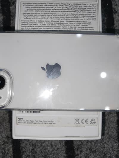 Apple iPhone 13