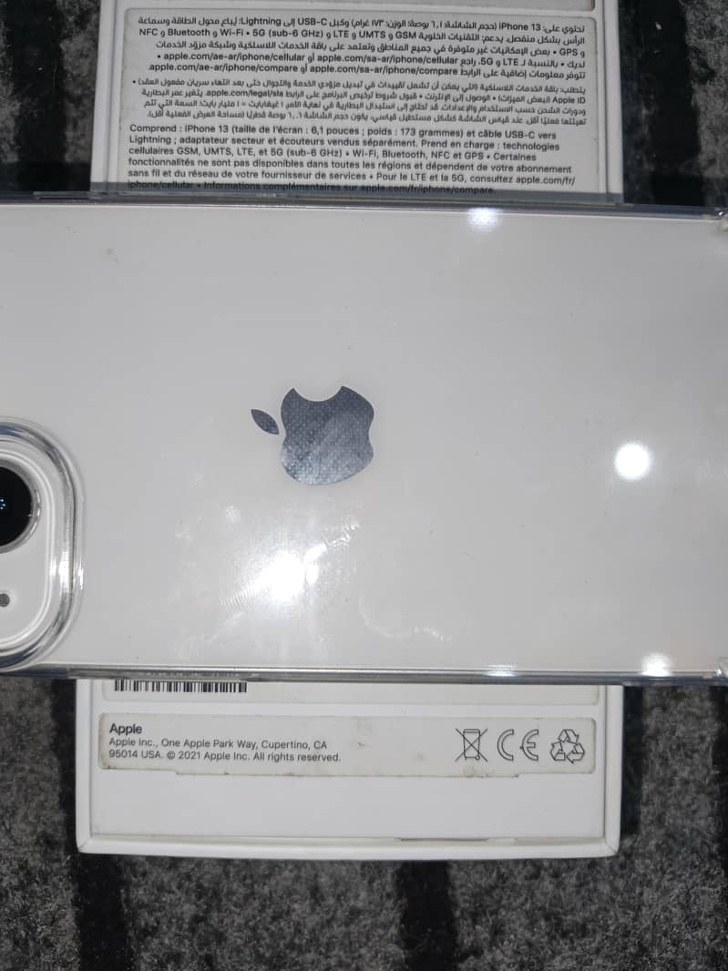 Apple iPhone 13 0