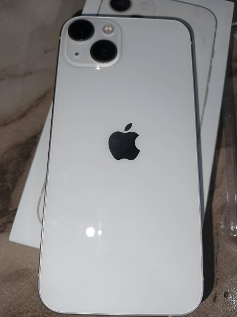 Apple iPhone 13 9