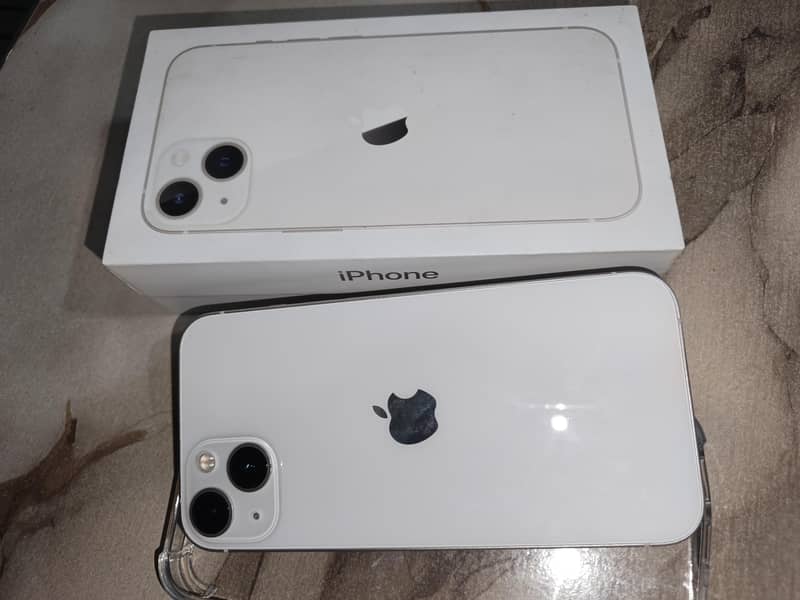 Apple iPhone 13 10