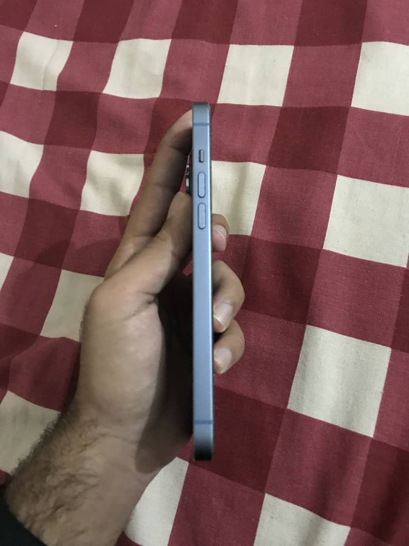 Apple iPhone 14 plus 3
