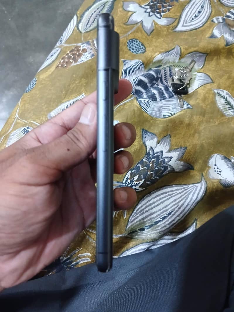 Google Pixel 8 2