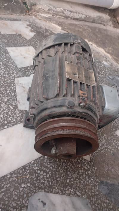 Original WEG Motor 2HP 1400 RPM 100% Copper - Germany Model - Sialkot