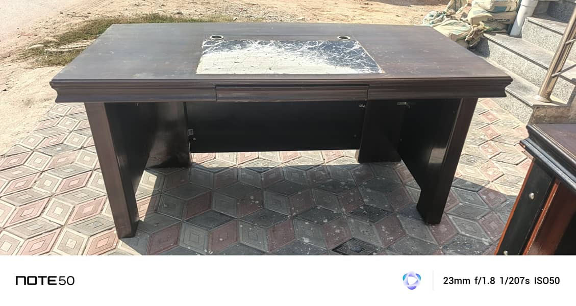Office Table / Computer Table – Rs. 7,500 3