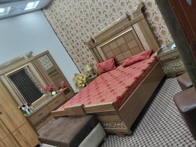 Room farnicher for Sale – Good Condition