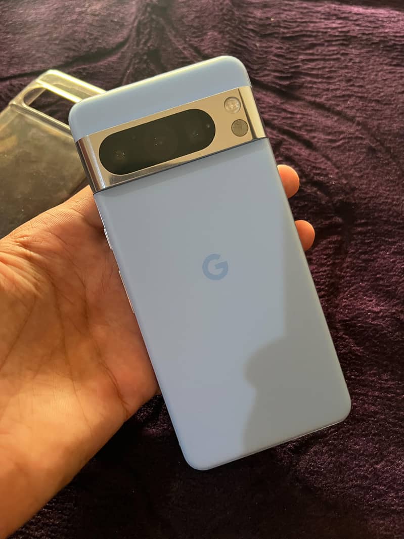Google Pixel 8 Pro 0