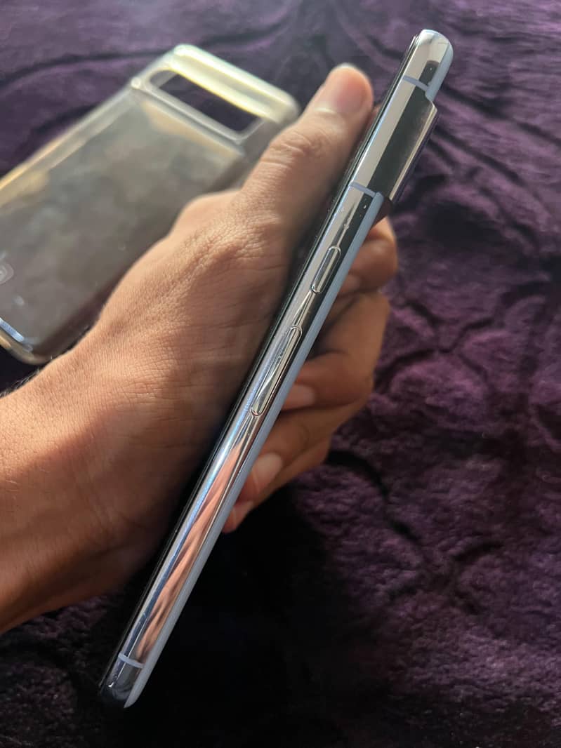 Google Pixel 8 Pro 6