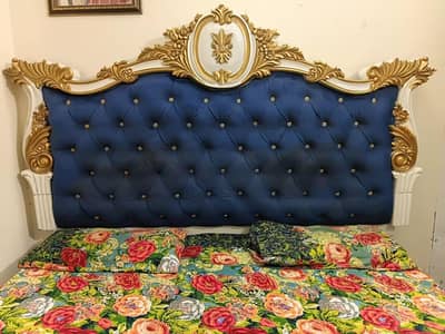 Bed, side tables and dressing table urgent sell