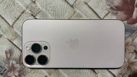 Apple iPhone 16 Pro Max