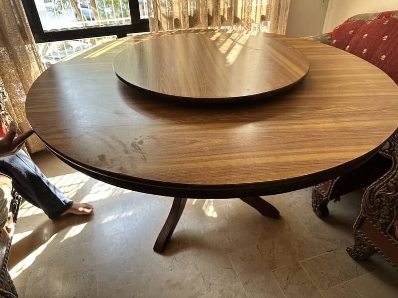Dining table 4