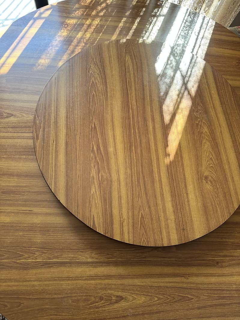 Dining table 10