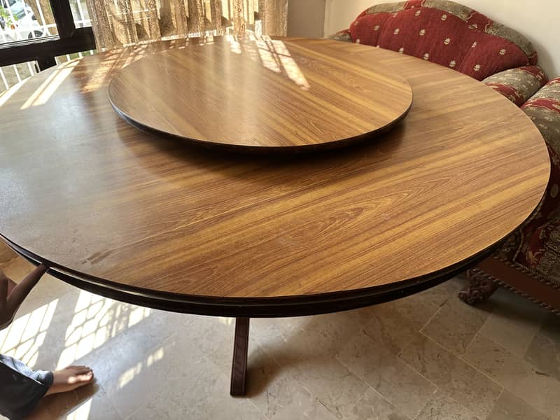 Dining table 14