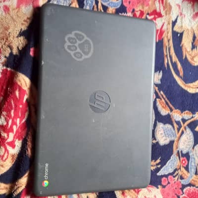CHROME OIS 14' DISPLAY CONDITION LIKE NEW