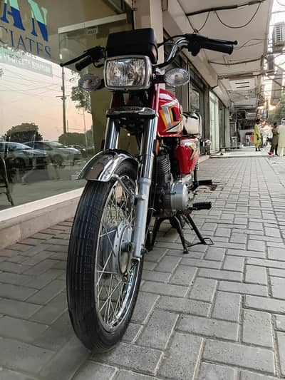 HONDA CG 125 2025