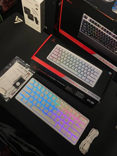 Motospeed SK66 Gaming Keyboard | White Mechanical-Style Design | RGB