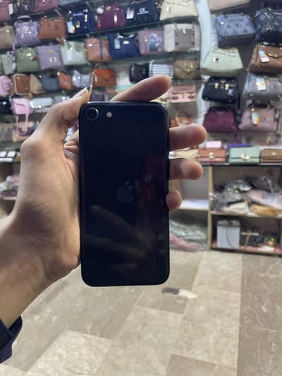 Apple iPhone SEi phone se2020 WhatsApp 032428254713