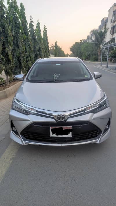 Toyota Corolla altis grande 1.8 X 2021