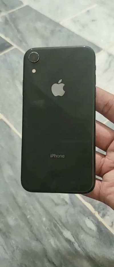 Apple iPhone XR