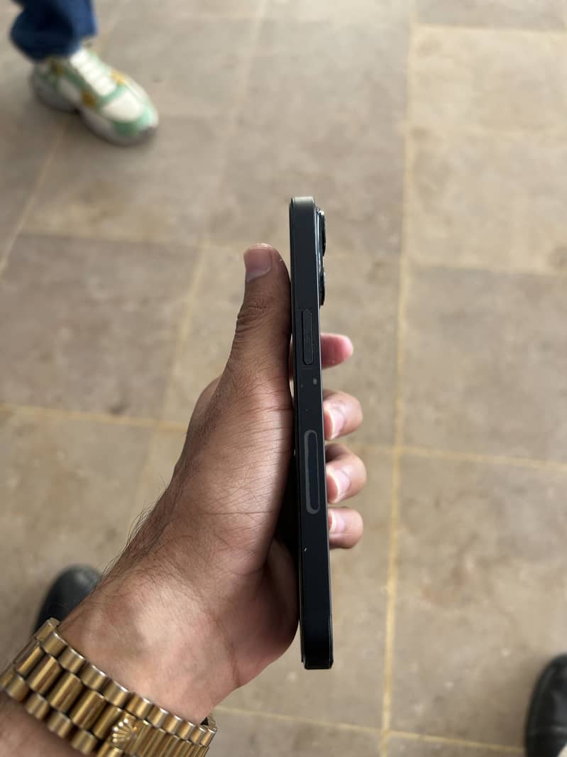 Apple iPhone 14 1