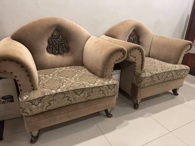 7 seater sofa set for sale in good condition moltyfoam