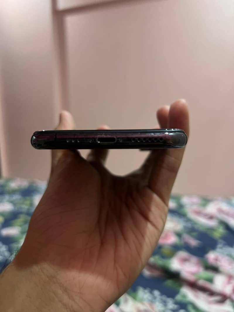 Apple iPhone X 1