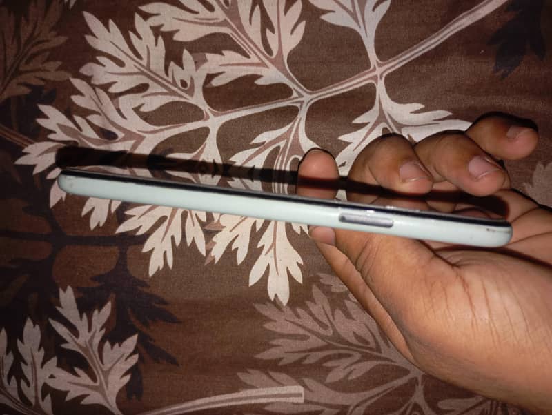 Google Pixel 5 4